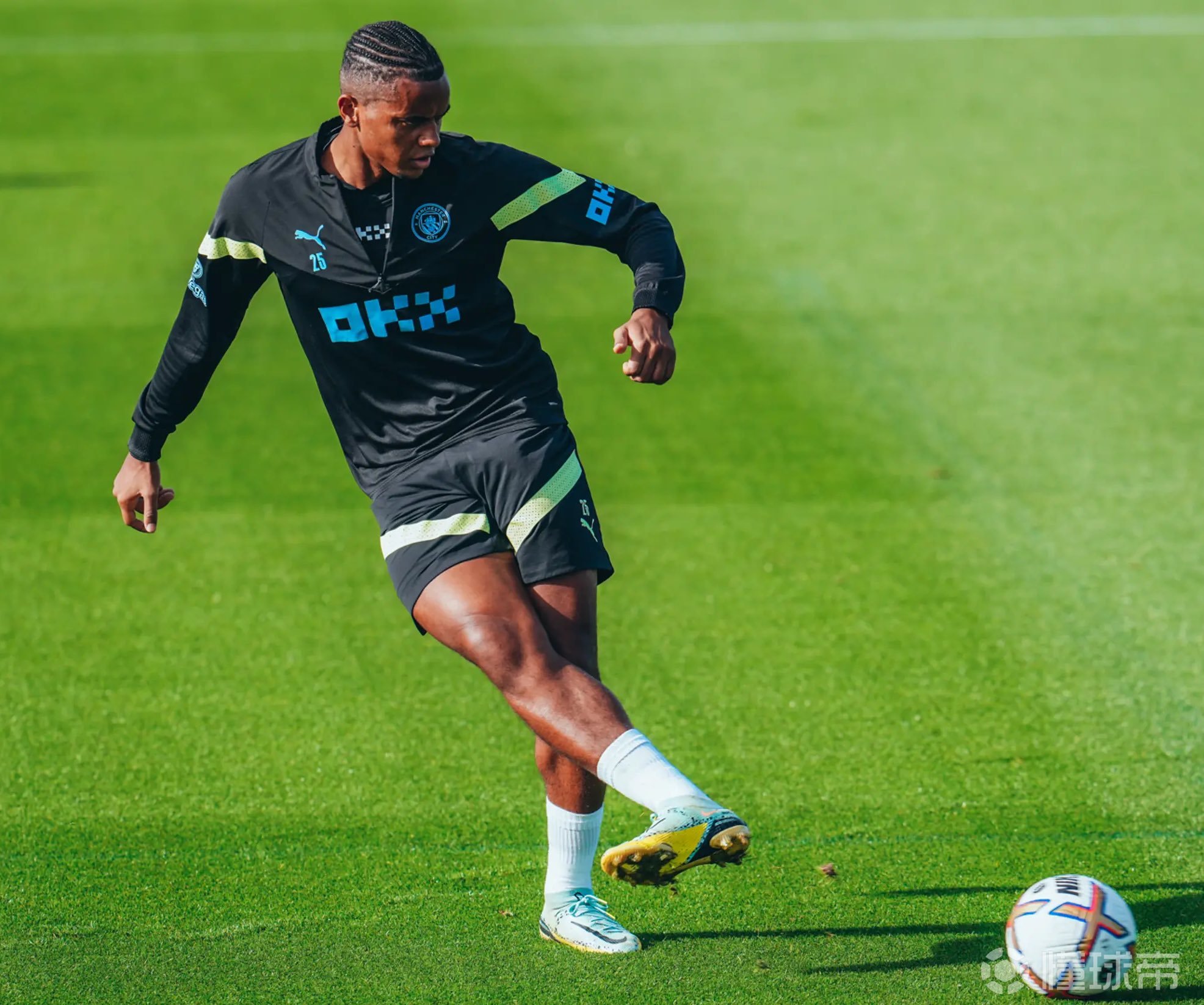 开云官方平台-关于冲刺阶段体能课后；犹他爵士手感冰凉备战英超；目标明确；资深球员宣示担当的信息
